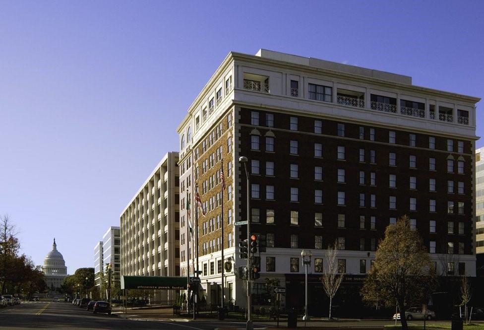 Phoenix Park Hotel 3*